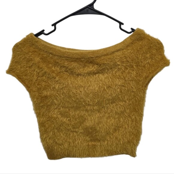 Timing Cap Sleeve Cropped Fuzzy Sweater NWOT Size S - Picture 2 of 4